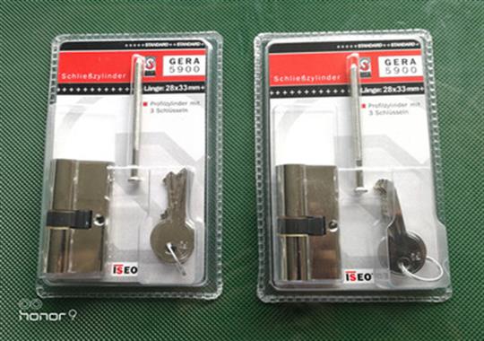 尋找質(zhì)量過硬的吸塑包裝機，你應該來這里
